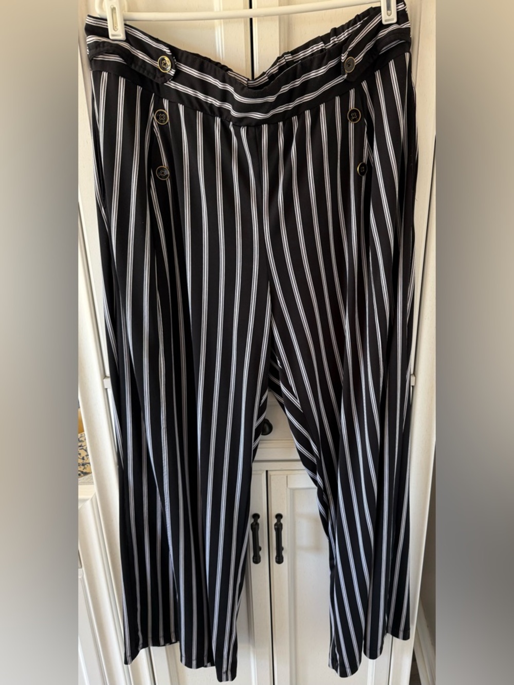 Robert Louis Black & White Striped Women’s Plus Sized Dress Pants
